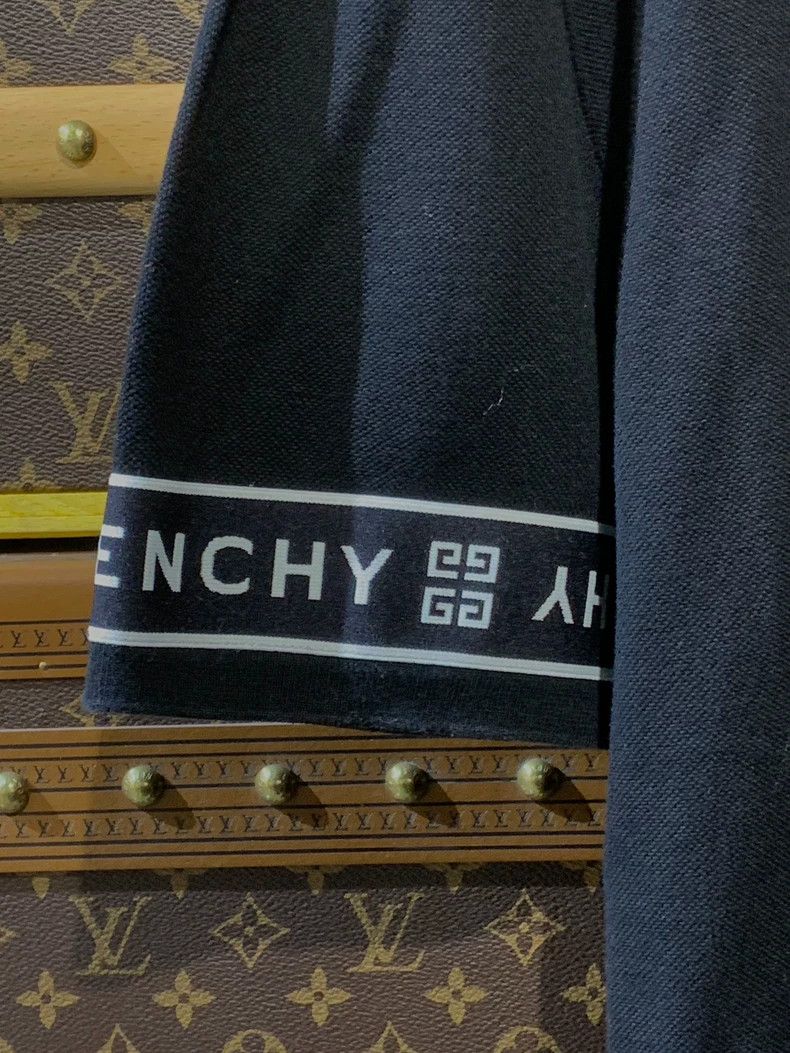 Givenchy Givenchy Black Letter Print Polo Shirt - dmc Size US L / EU 52-54 / 3 - 2 Thumbnail