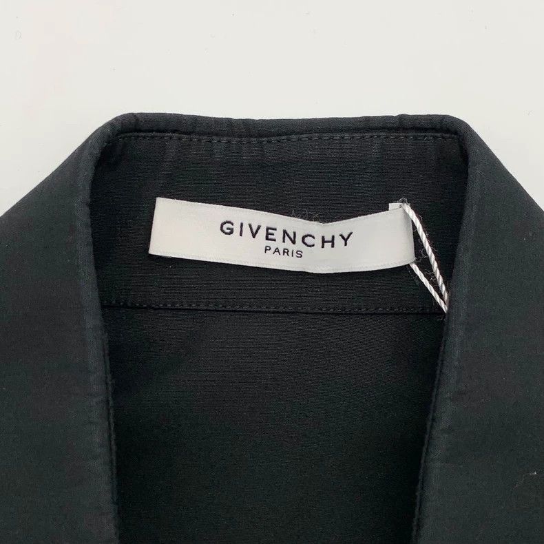 Givenchy GIVENCHY Men's Black Button-Up Shirt - dmc Size US S / EU 44-46 / 1 - 5 Thumbnail