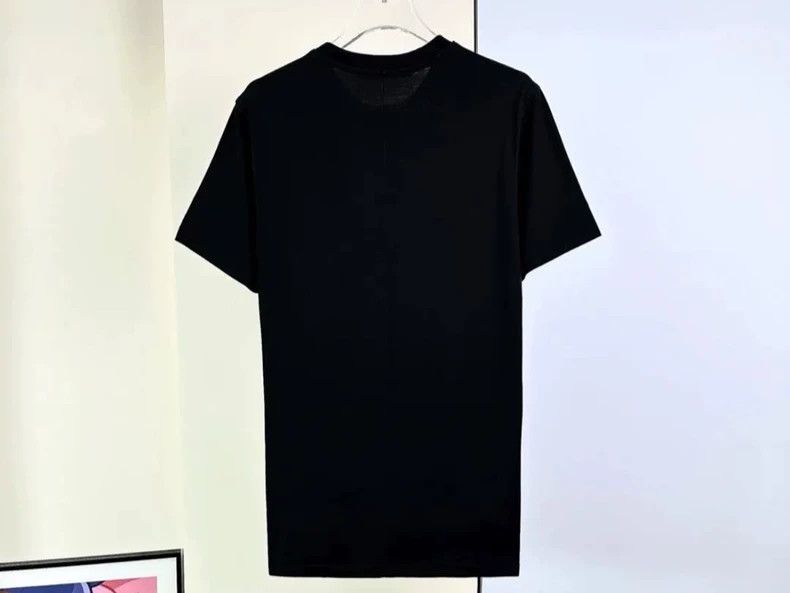 Givenchy Givenchy Black Short Sleeve Star T-shirt - dmc Size US XS / EU 42 / 0 - 2 Thumbnail