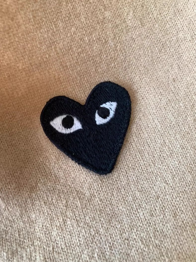 Comme des Garcons PLAY CDG PLAY Wool Cardigan with Black Heart - dmc Size US XL / EU 56 / 4 - 4 Thumbnail
