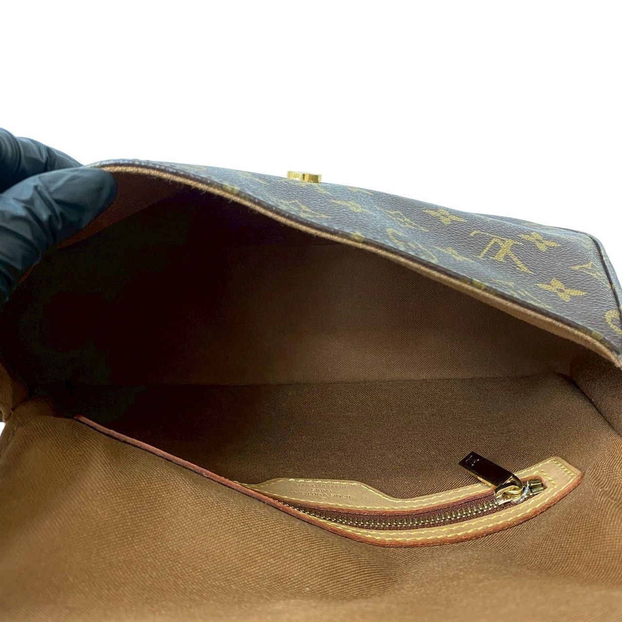 Louis Vuitton Louis Vuitton Louis Vuitton Looping Monogram Leather Shoulder Bag Canvas Shoulder Bag Size ONE SIZE - 10 Thumbnail