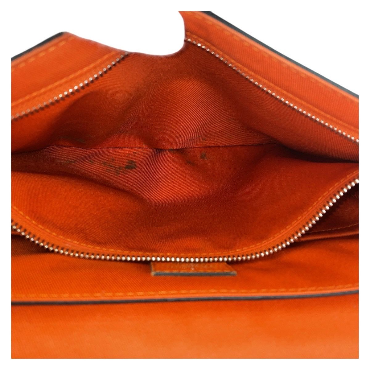 Louis Vuitton Louis Vuitton Louis Vuitton Roman PM Taiga Shoulder Bag Leather Crossbody Bag M30618 DUTY FREE for USA Size ONE SIZE - 8 Thumbnail