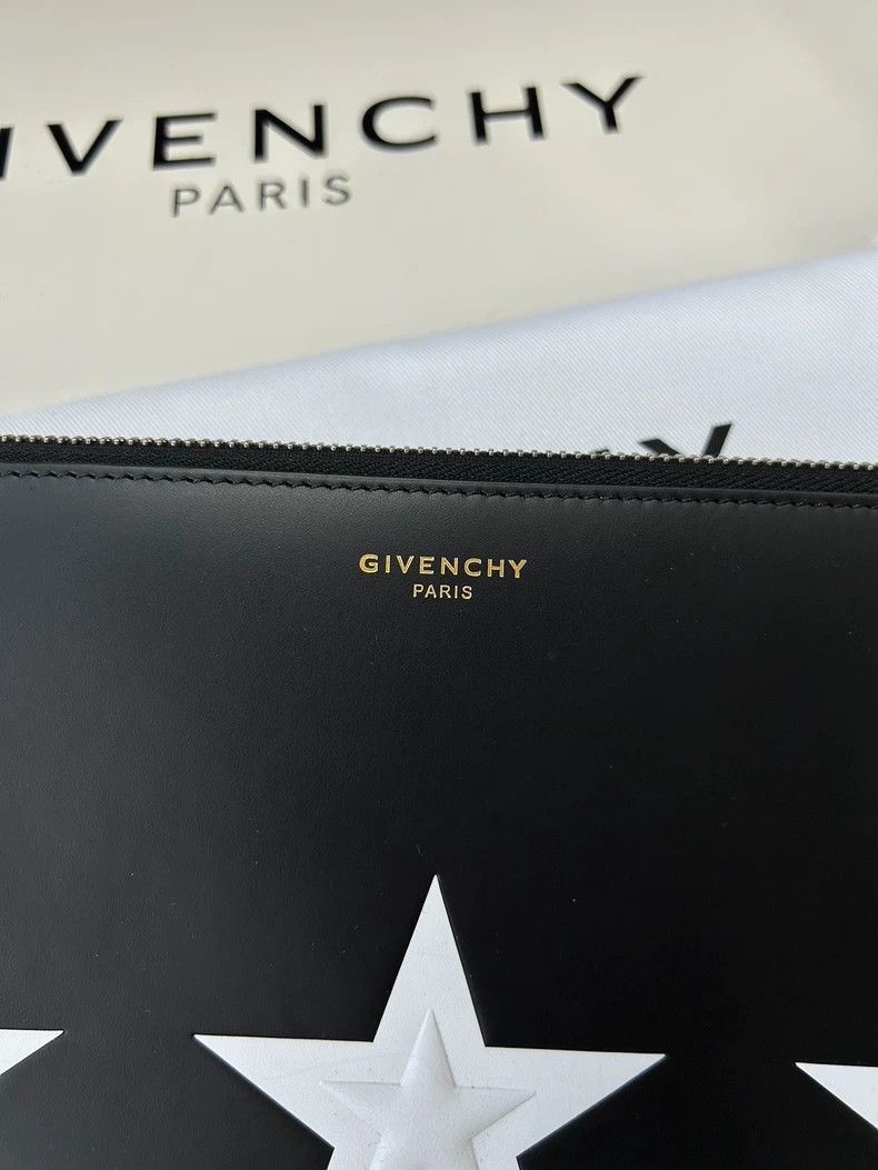 Givenchy Givenchy Black Leather Star Zip Clutch - dmc Size ONE SIZE - 4 Thumbnail