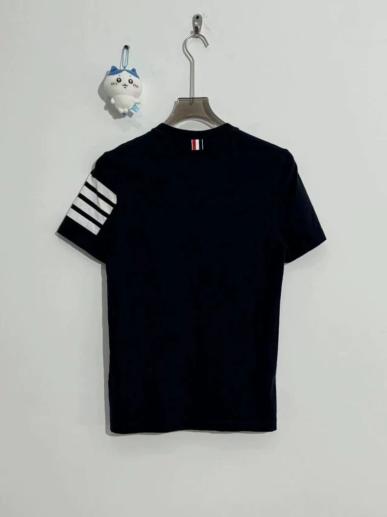 Thom Browne Thom Browne Navy Short Sleeve Logo T-Shirt - dmc Size US XXS / EU 40 - 3 Thumbnail