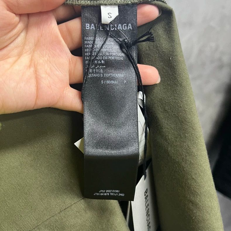 Balenciaga Balenciaga Brown Green Logo T-Shirt Size US S / EU 44-46 / 1 - 3 Thumbnail