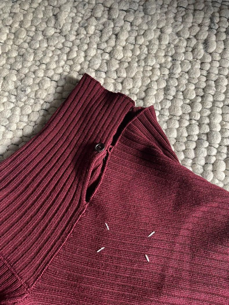 Maison Margiela Maison Margiela Deconstructed Red Sweater Size US M / EU 48-50 / 2 - 4 Thumbnail
