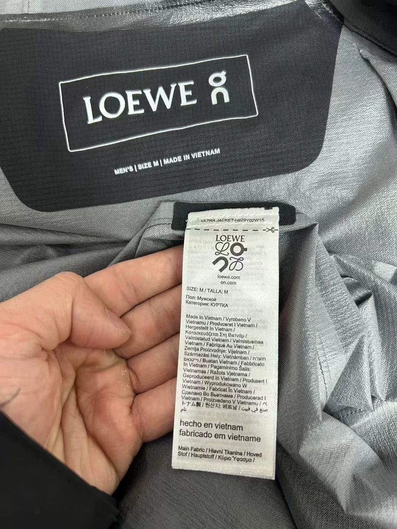 Loewe Loewe x On 2024 Grey Zip Jacket - dmc Size US M / EU 48-50 / 2 - 5 Thumbnail