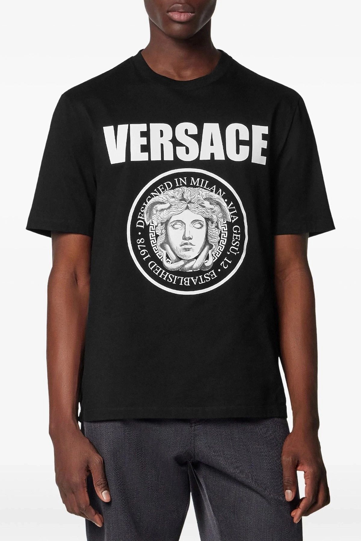 Versace 'Medusa Rock' T-shirt Size US M / EU 48-50 / 2 - 2 Thumbnail