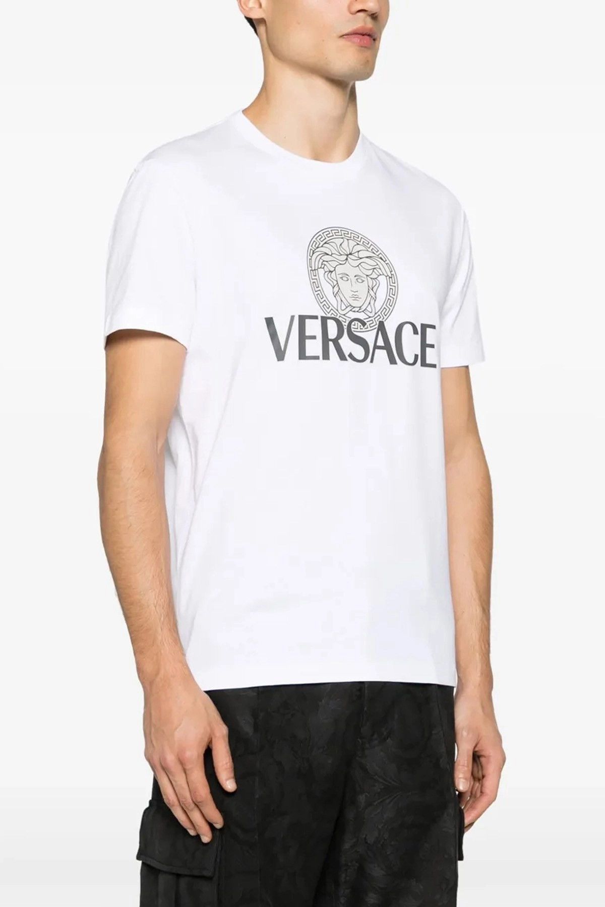Versace 'Medusa' T-shirt Size US M / EU 48-50 / 2 - 2 Thumbnail