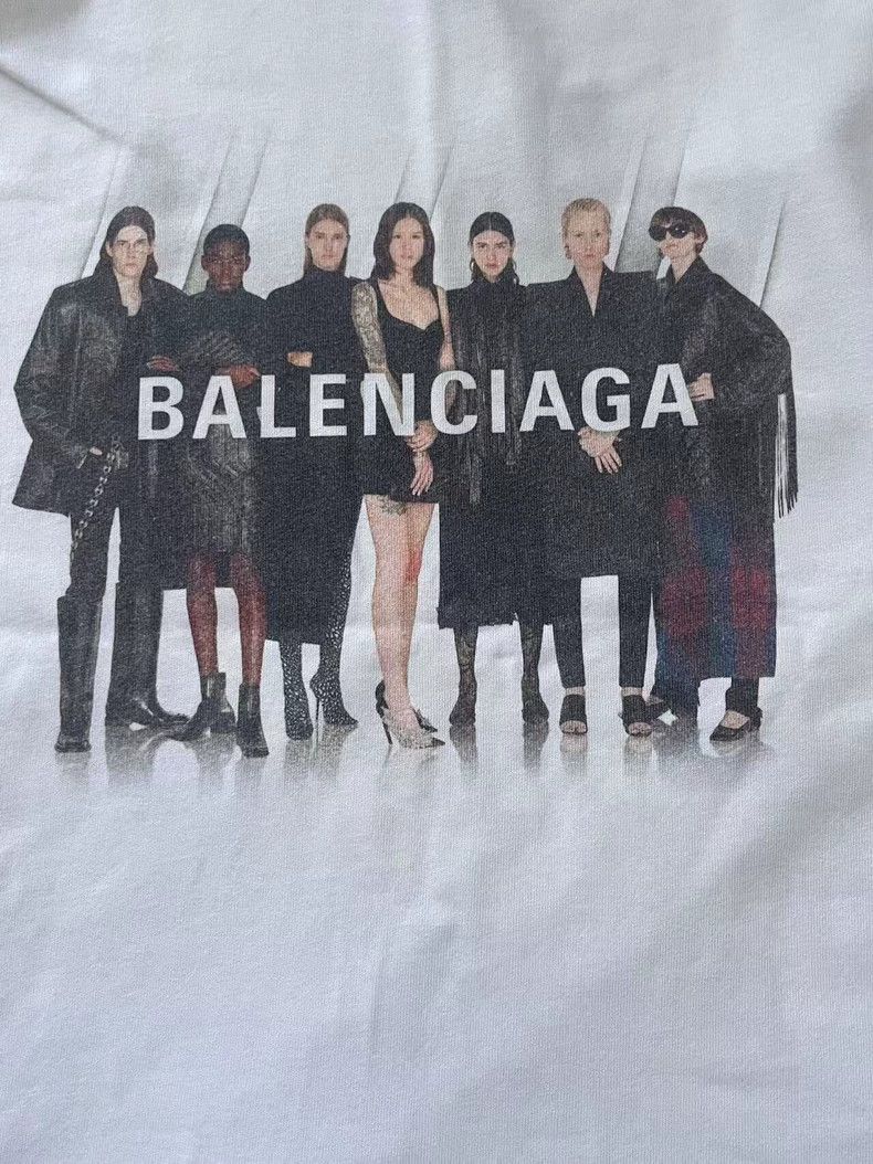 Balenciaga Balenciaga Band Portrait Logo Short Sleeve T-shirt - dmc Size US S / EU 44-46 / 1 - 3 Thumbnail