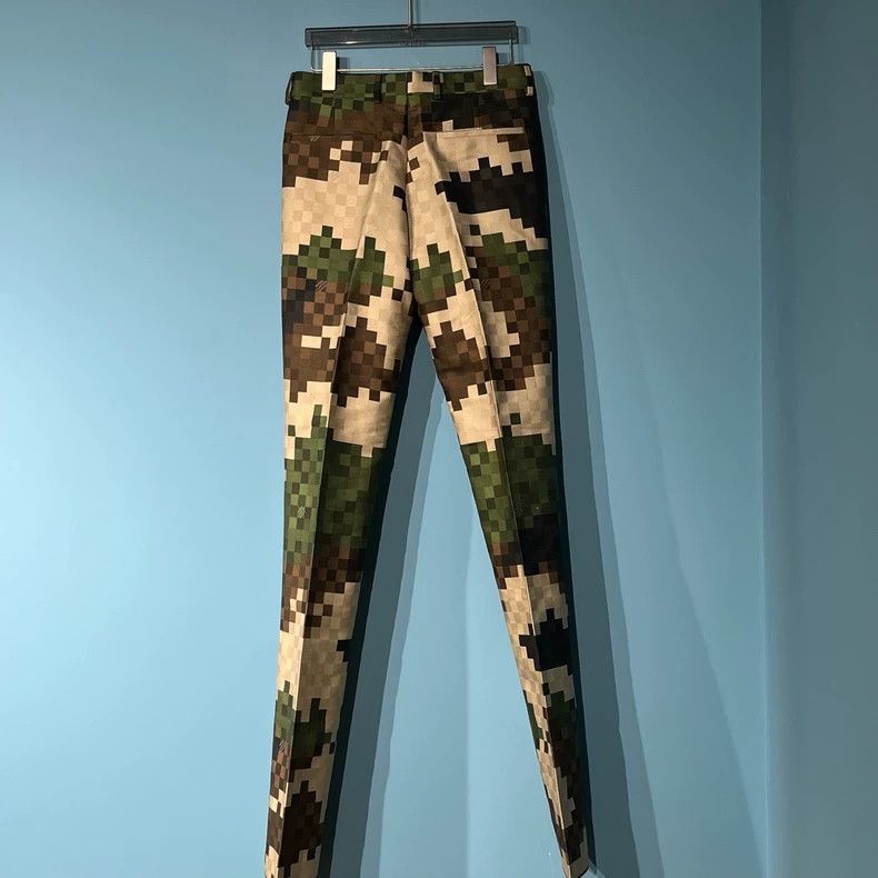 Louis Vuitton Louis Vuitton 2024 Camo Print Blazer - dmc Size US S / EU 44-46 / 1 - 7 Thumbnail