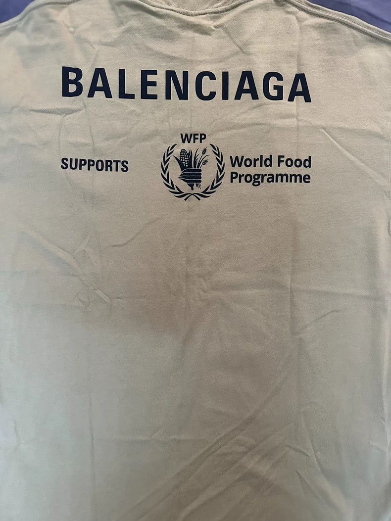 Balenciaga Balenciaga WFP Print Short Sleeve T-shirt - dmc Size US S / EU 44-46 / 1 - 2 Thumbnail