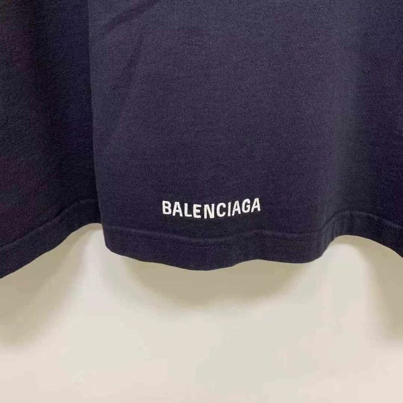 Balenciaga Balenciaga Fake Two-Piece Sweatshirt - dmc Size US S / EU 44-46 / 1 - 8 Thumbnail