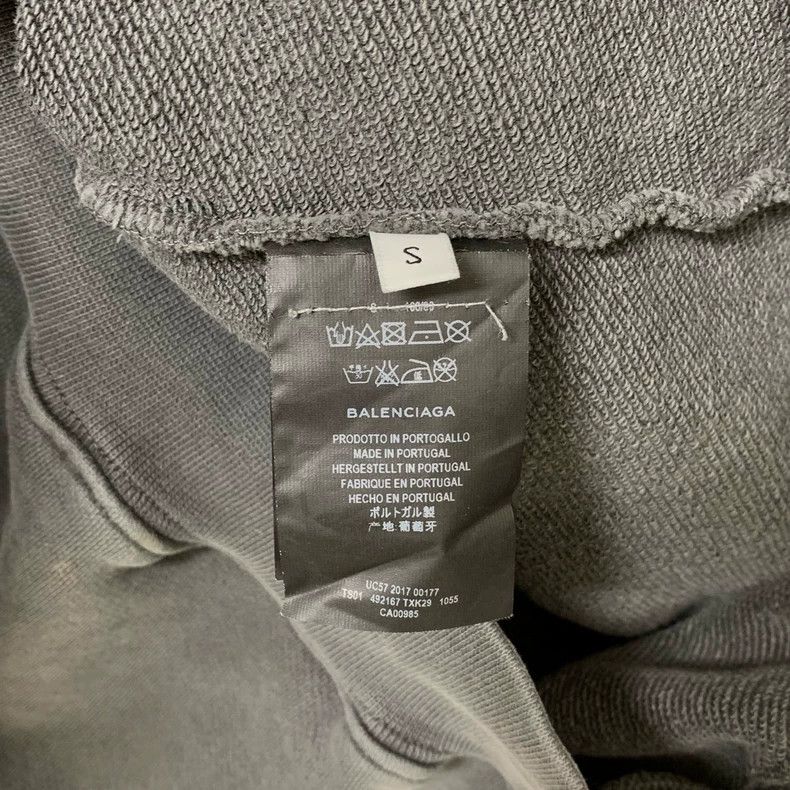 Balenciaga Balenciaga Distressed Back Logo Hoodie - dmc Size US S / EU 44-46 / 1 - 4 Thumbnail