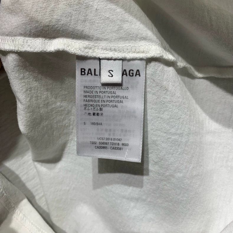Balenciaga Balenciaga Earth Graphic Short Sleeve Tee - dmc Size US S / EU 44-46 / 1 - 3 Thumbnail