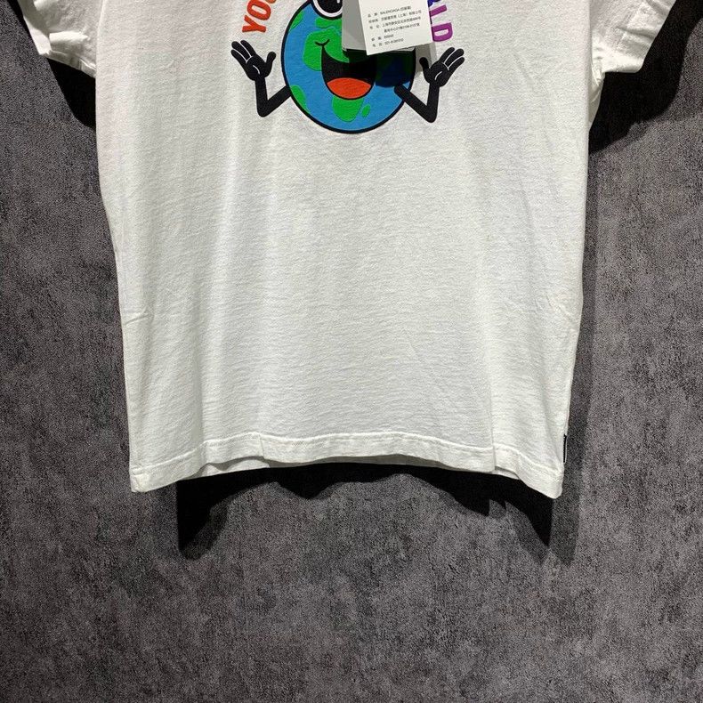 Balenciaga Balenciaga Earth Graphic Short Sleeve Tee - dmc Size US S / EU 44-46 / 1 - 7 Thumbnail