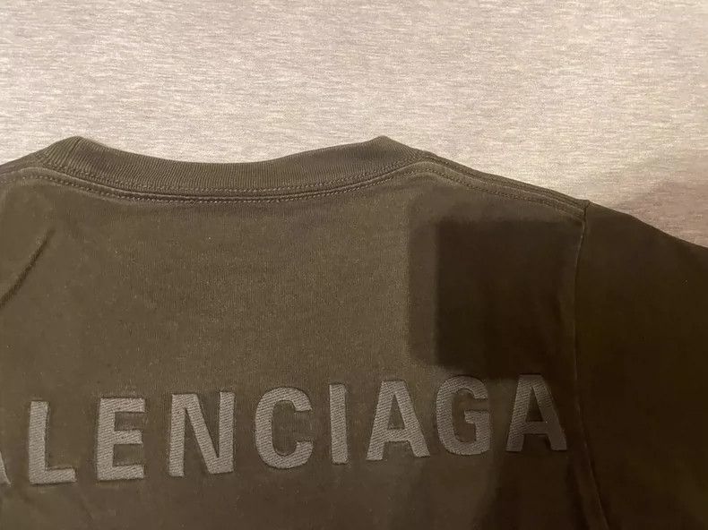 Balenciaga Balenciaga Distressed Back Logo Short Sleeve T-Shirt - dmc Size US XS / EU 42 / 0 - 4 Thumbnail
