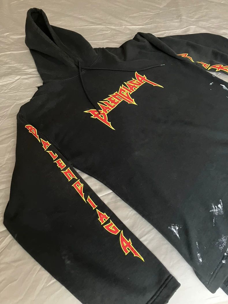 Balenciaga Balenciaga Distressed Black Sweatshirt - dmc Size US M / EU 48-50 / 2 - 3 Thumbnail