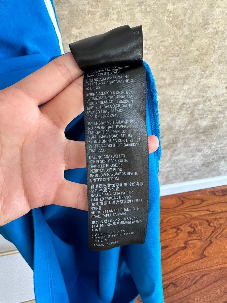 Balenciaga Balenciaga x Adidas Blue Short Sleeve Tee - dmc Size US L / EU 52-54 / 3 - 7 Thumbnail