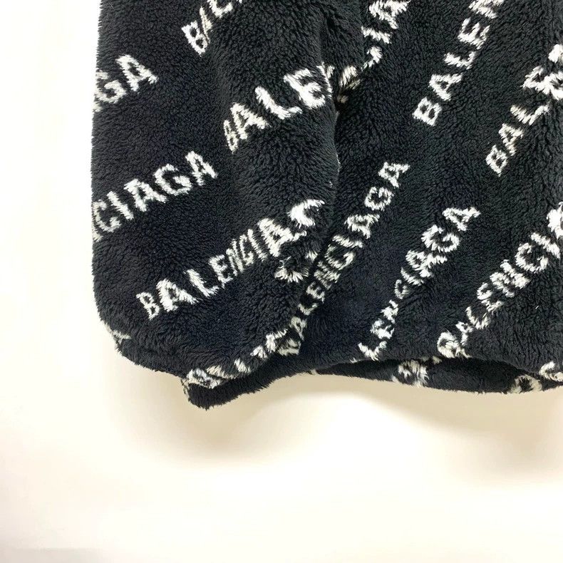 Balenciaga Balenciaga Logo Fleece Warm Jacket - dmc Size US XL / EU 56 / 4 - 5 Thumbnail