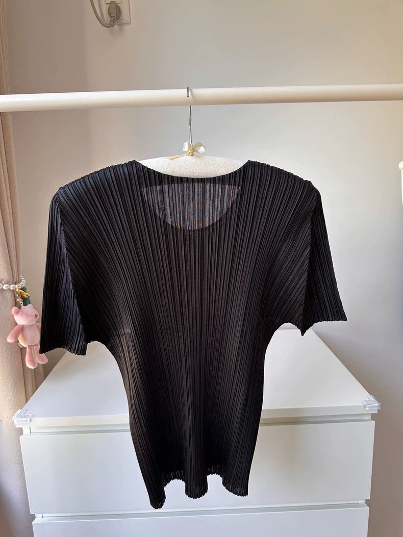 Issey Miyake Issey Miyake Basic Short Sleeve Top - dmc Size US M / EU 48-50 / 2 - 5 Thumbnail