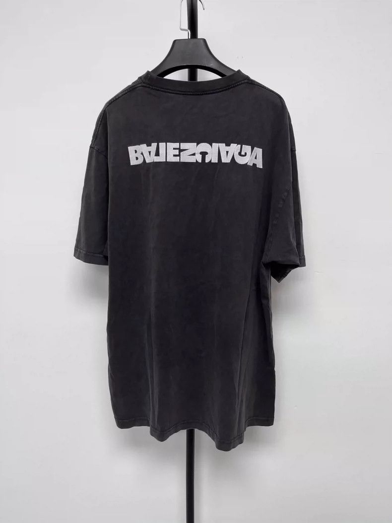 Balenciaga Balenciaga Logo Round Neck Short Sleeve T-Shirt - dmc Size US S / EU 44-46 / 1 - 2 Thumbnail