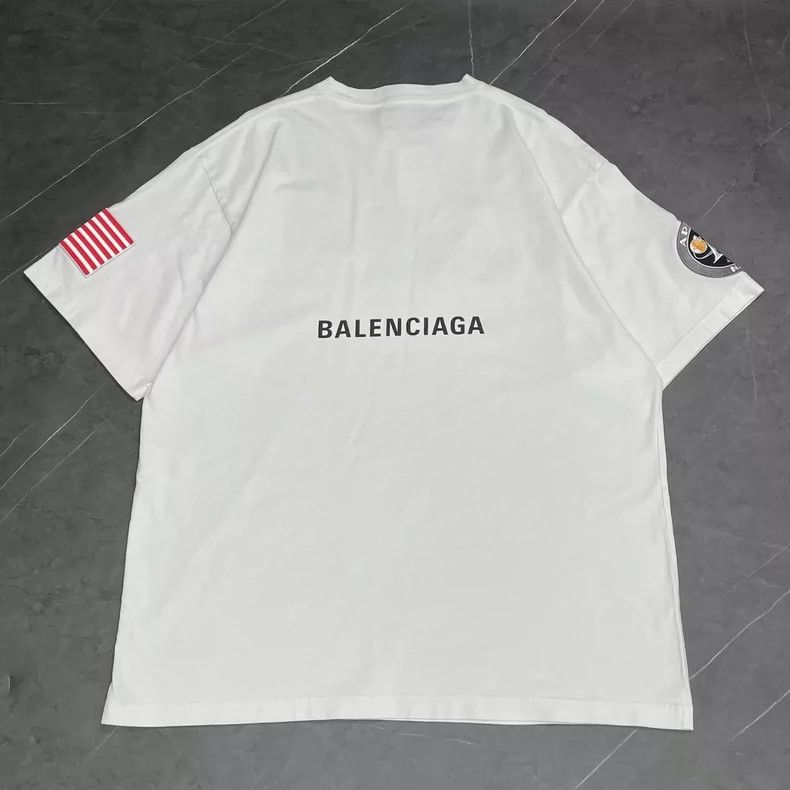 Balenciaga Balenciaga NASA Collaboration Short Sleeve - dmc Size US S / EU 44-46 / 1 - 2 Thumbnail
