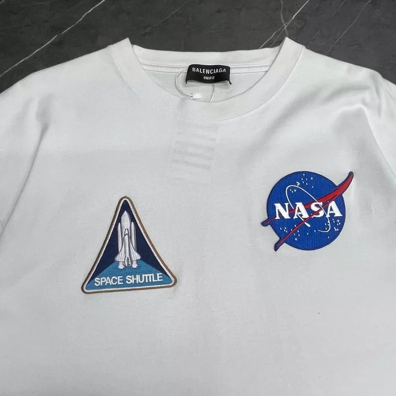 Balenciaga Balenciaga NASA Collaboration Short Sleeve - dmc Size US S / EU 44-46 / 1 - 3 Thumbnail