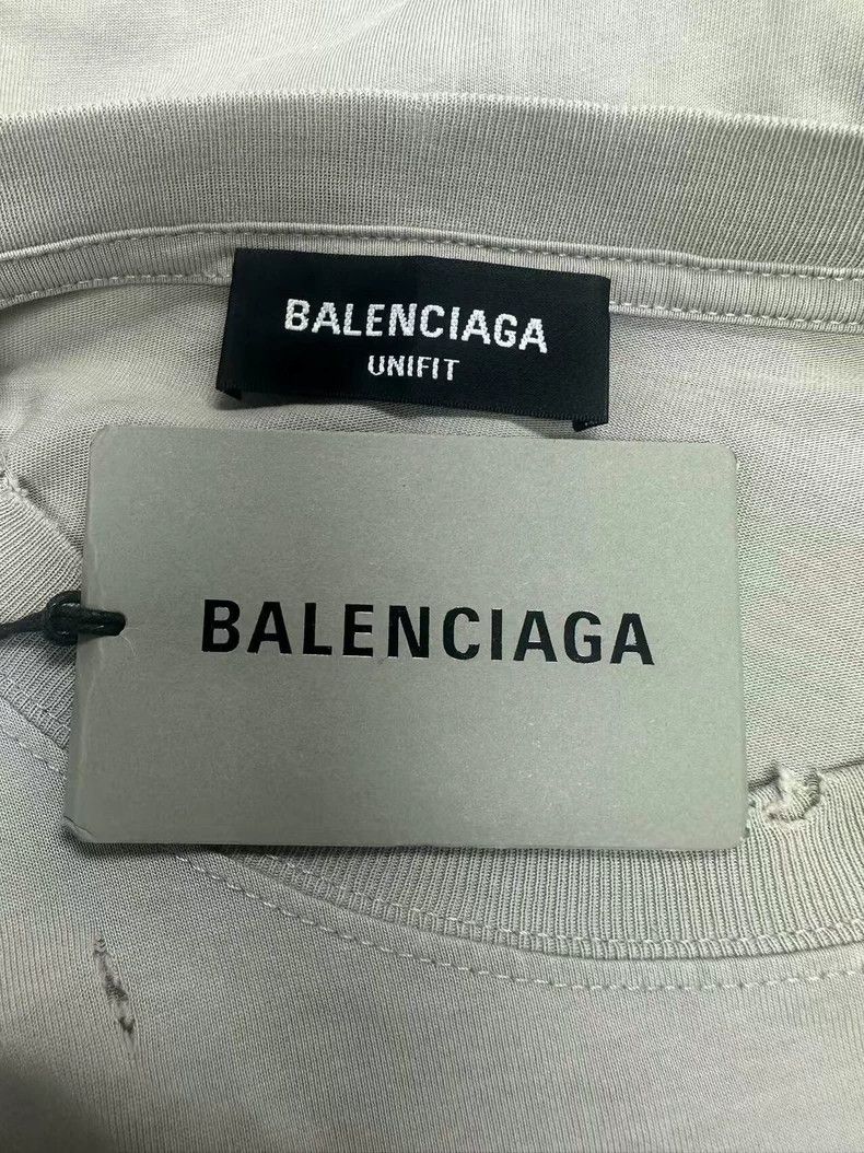 Balenciaga Balenciaga Distressed BB Logo Short Sleeve T-shirt - dmc Size US XXS / EU 40 - 5 Thumbnail