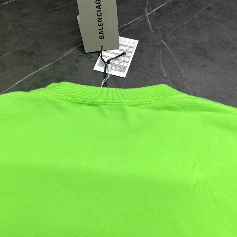Balenciaga Balenciaga Seven-Language Long Sleeve T-Shirt - dmc Size US L / EU 52-54 / 3 - 6 Thumbnail