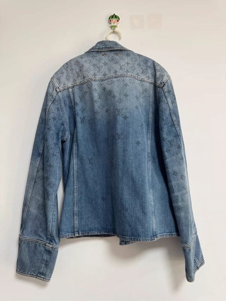 Louis Vuitton Louis Vuitton Washed Denim Jacket - dmc Size US L / EU 52-54 / 3 - 2 Thumbnail