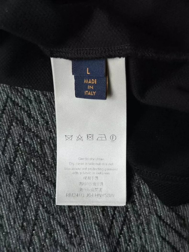 Louis Vuitton Louis Vuitton LV Pin Polo Shirt - dmc Size US L / EU 52-54 / 3 - 3 Thumbnail