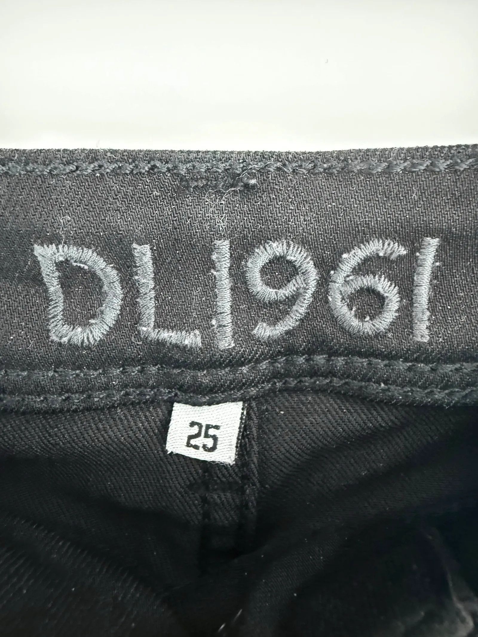DL1961 DL1961 Cindy Slim Boot Riker Jeans Size 25" / US 0 / IT 36 - 2 Thumbnail