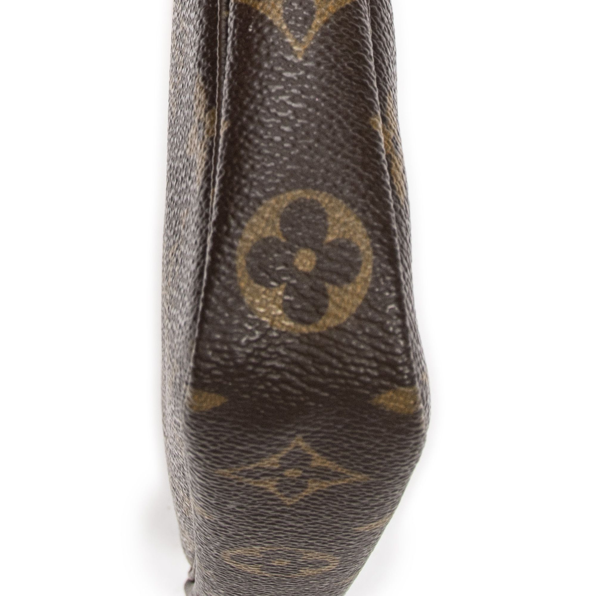 Louis Vuitton Accessory Pouch Size ONE SIZE - 8 Thumbnail