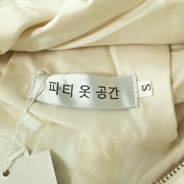 Other Other Hooded Down Coat Nylon Outerwear Others Outerwear Size ONE SIZE - 9 Thumbnail