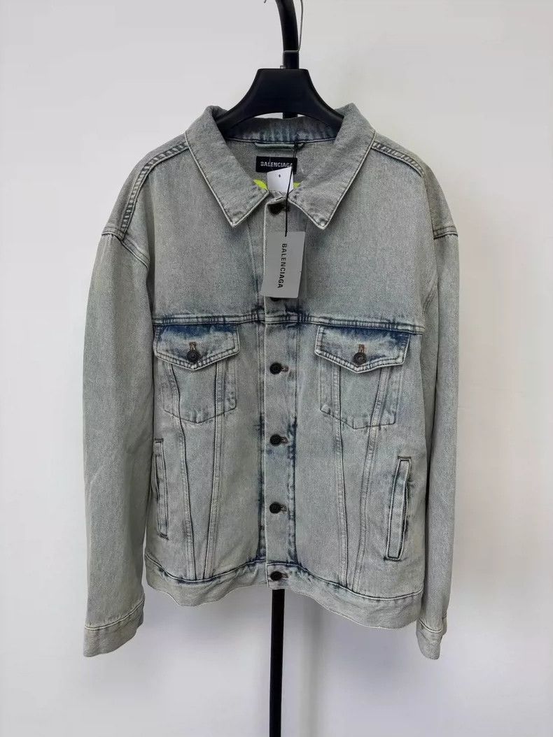 Balenciaga Balenciaga Embroidered Logo Denim Jacket - dmc Size US XL / EU 56 / 4 - 2 Thumbnail