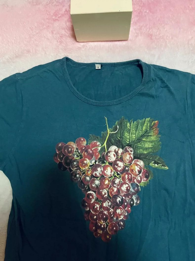 Vivienne Westwood Vivienne Westwood Vintage Grape Print T-Shirt - dmc Size US M / EU 48-50 / 2 - 3 Thumbnail