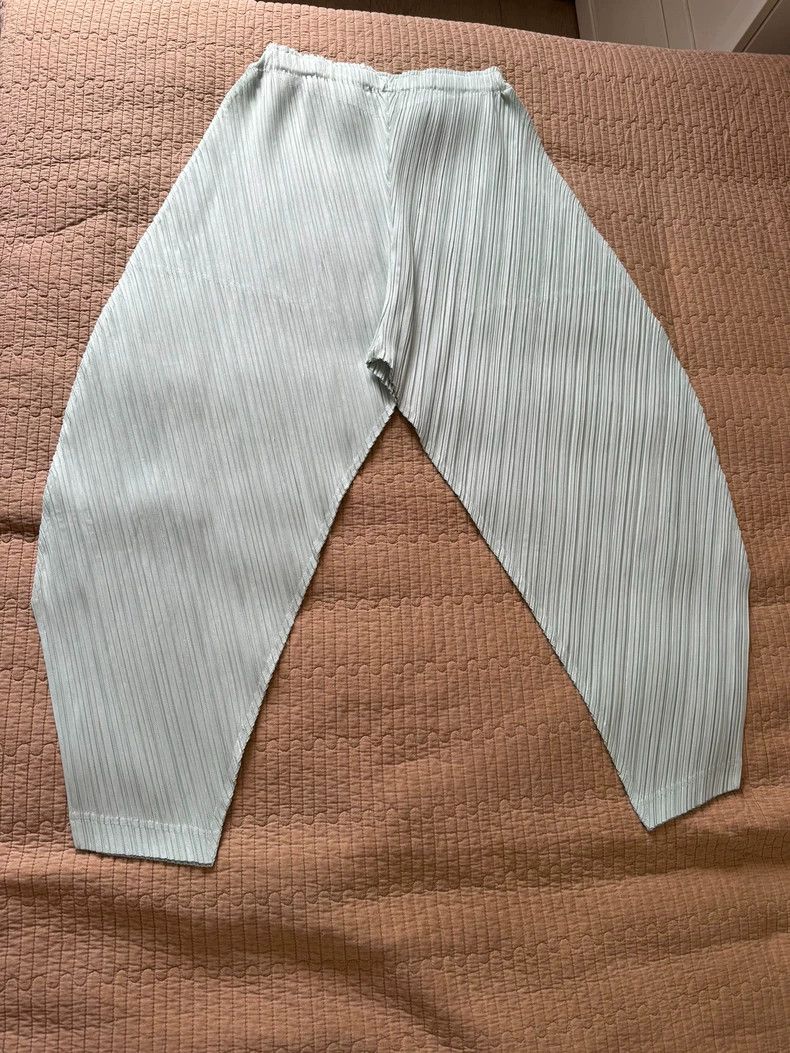 Issey Miyake Issey Miyake Pleated Asymmetric Pants - dmc Size US 34 / EU 50 - 2 Thumbnail