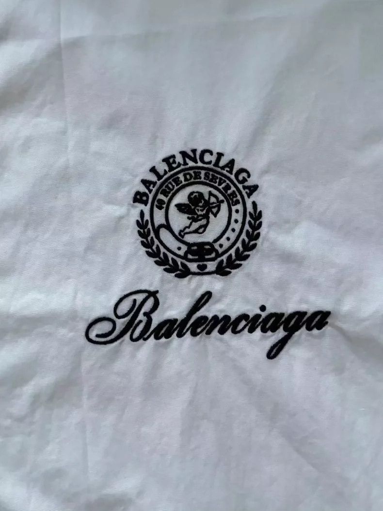 Balenciaga Balenciaga Cupid Logo Short Sleeve Shirt - dmc Size US S / EU 44-46 / 1 - 3 Thumbnail