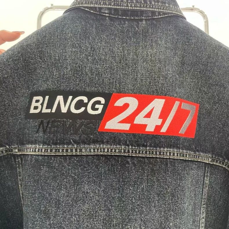 Balenciaga Balenciaga Distressed Denim Jacket - dmc Size US M / EU 48-50 / 2 - 3 Thumbnail