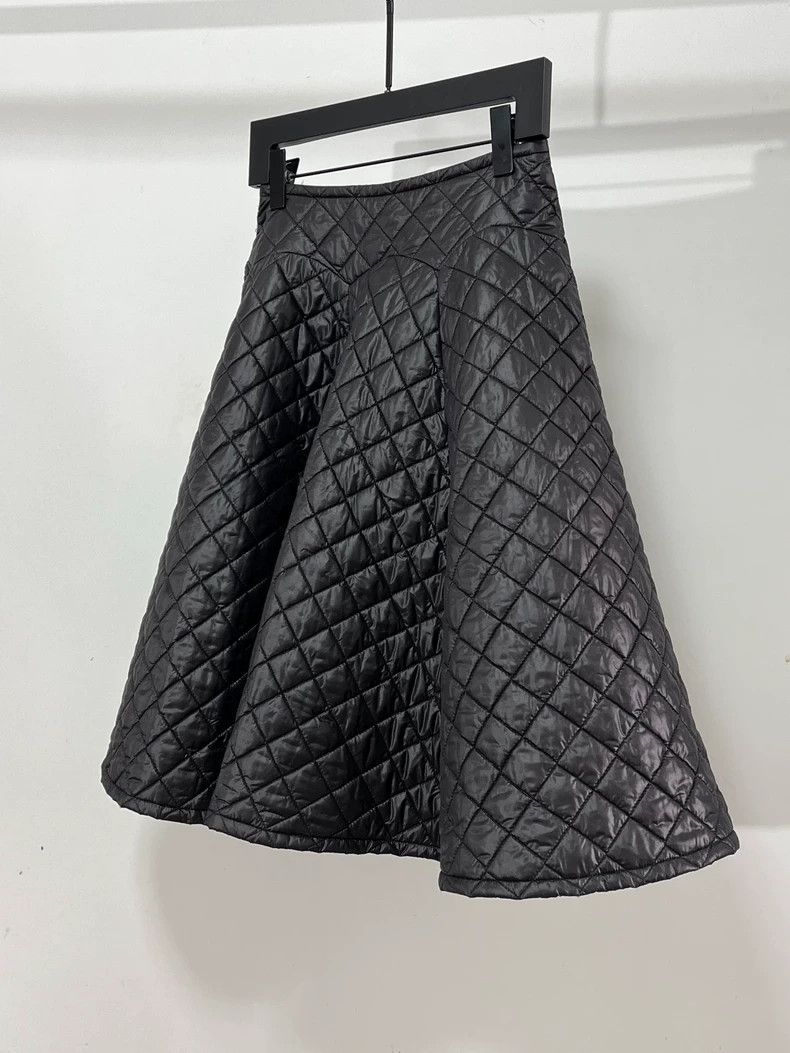 Comme des Garcons Comme des Garcons Quilted Midi Skirt - dmc Size 26" / US 2 / IT 38 - 2 Thumbnail