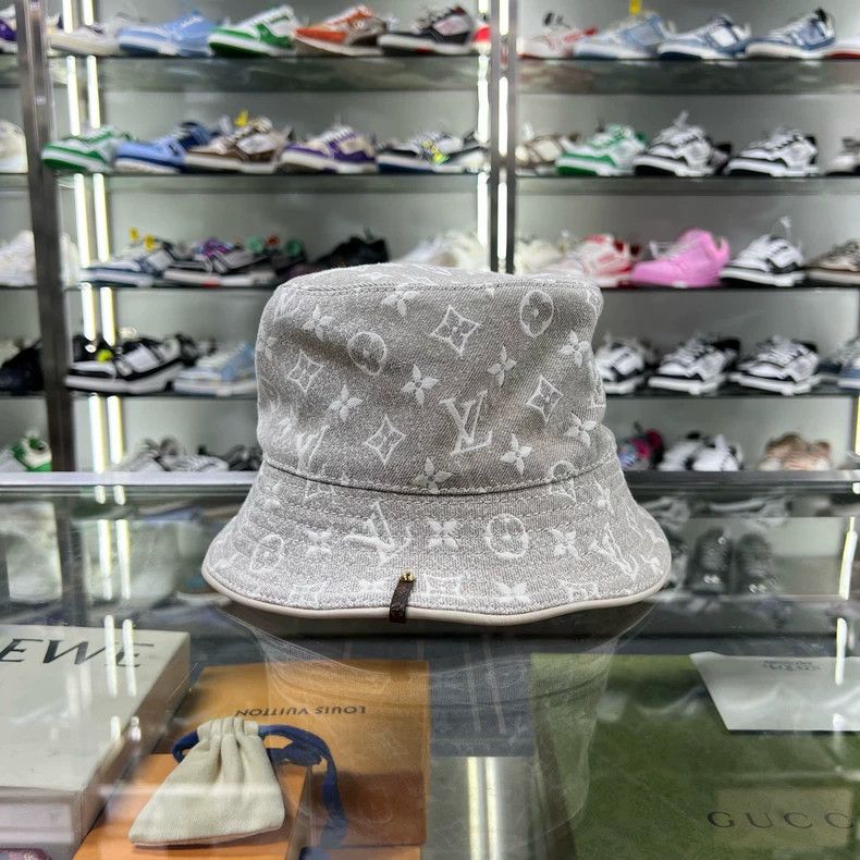 Louis Vuitton Louis Vuitton Monogram Bucket Hat - dmc Size ONE SIZE - 2 Thumbnail