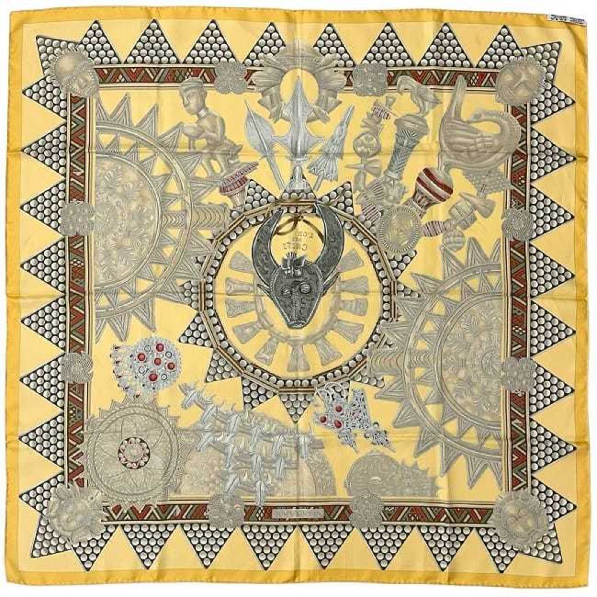 Hermes Hermes Hermès Carré 90 Scarf (ec-23771) in Beige and Brown. Made of 100% Silk, "L'OR DES CHEFS" (The Chiefs' Gold). A large, ethnic scarf from the collection. Size ONE SIZE - 3 Thumbnail