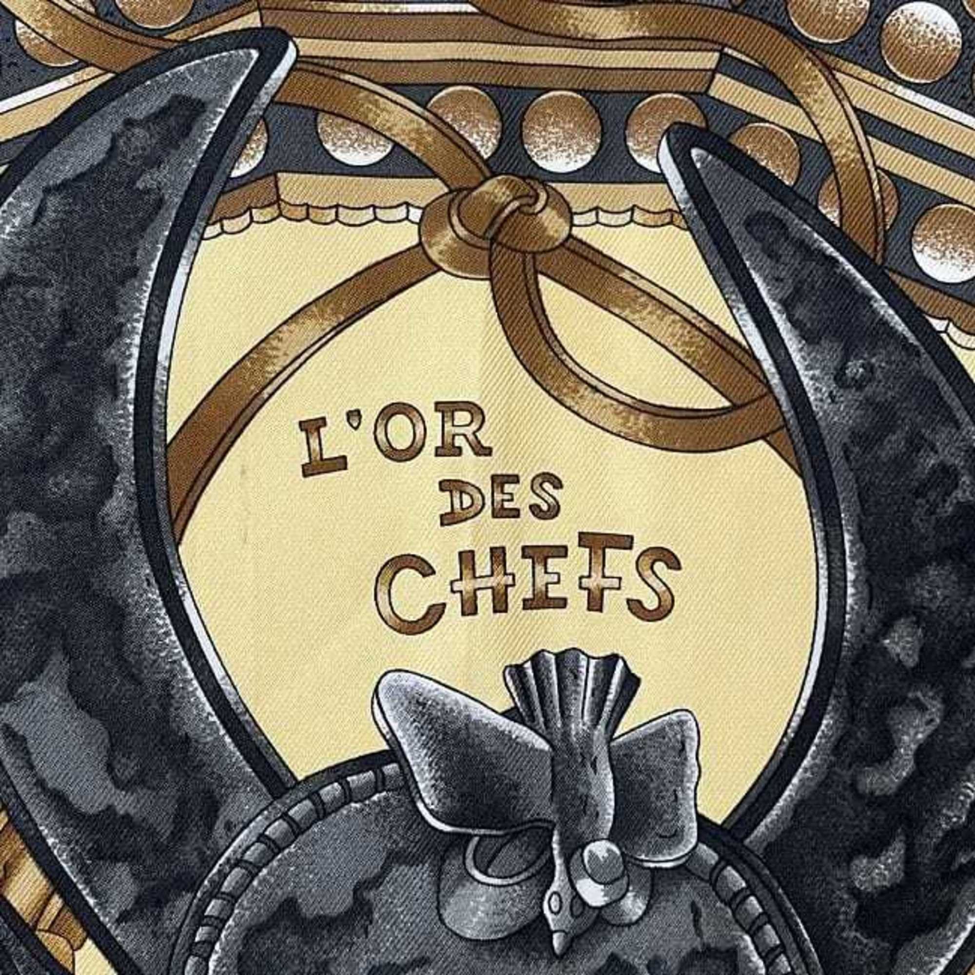 Hermes Hermes Hermès Carré 90 Scarf (ec-23771) in Beige and Brown. Made of 100% Silk, "L'OR DES CHEFS" (The Chiefs' Gold). A large, ethnic scarf from the collection. Size ONE SIZE - 7 Thumbnail