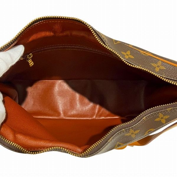 Louis Vuitton Louis Vuitton Louis Vuitton Boulogne 30 Monogram Shoulder Bag Canvas Shoulder Bag M51265 Size ONE SIZE - 6 Thumbnail