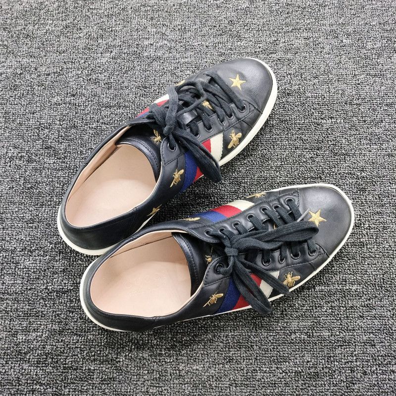 Gucci Gucci ACE Embroidered Bees and Stars Sneakers Size US 8 / EU 41 - 9 Thumbnail