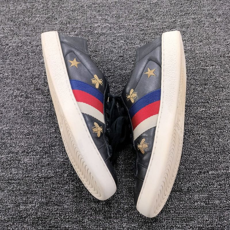 Gucci Gucci ACE Embroidered Bees and Stars Sneakers Size US 8 / EU 41 - 10 Thumbnail