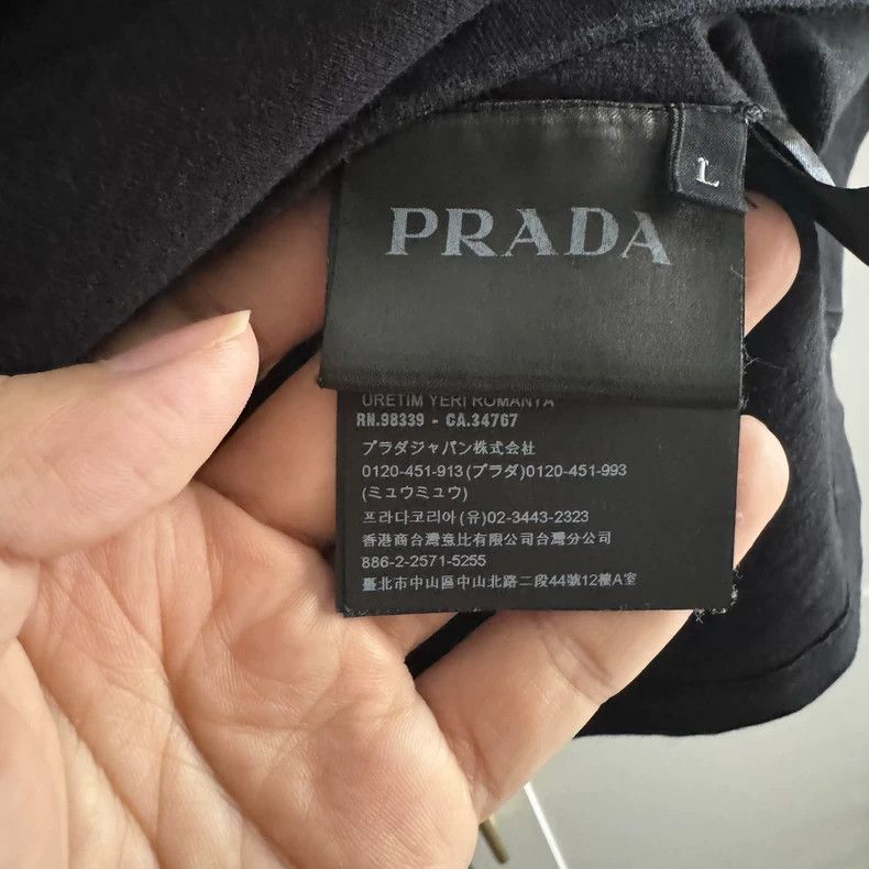 Prada Prada Black Short Sleeve T-shirt with Triangle Logo - dmc Size L / US 10 / IT 46 - 4 Thumbnail