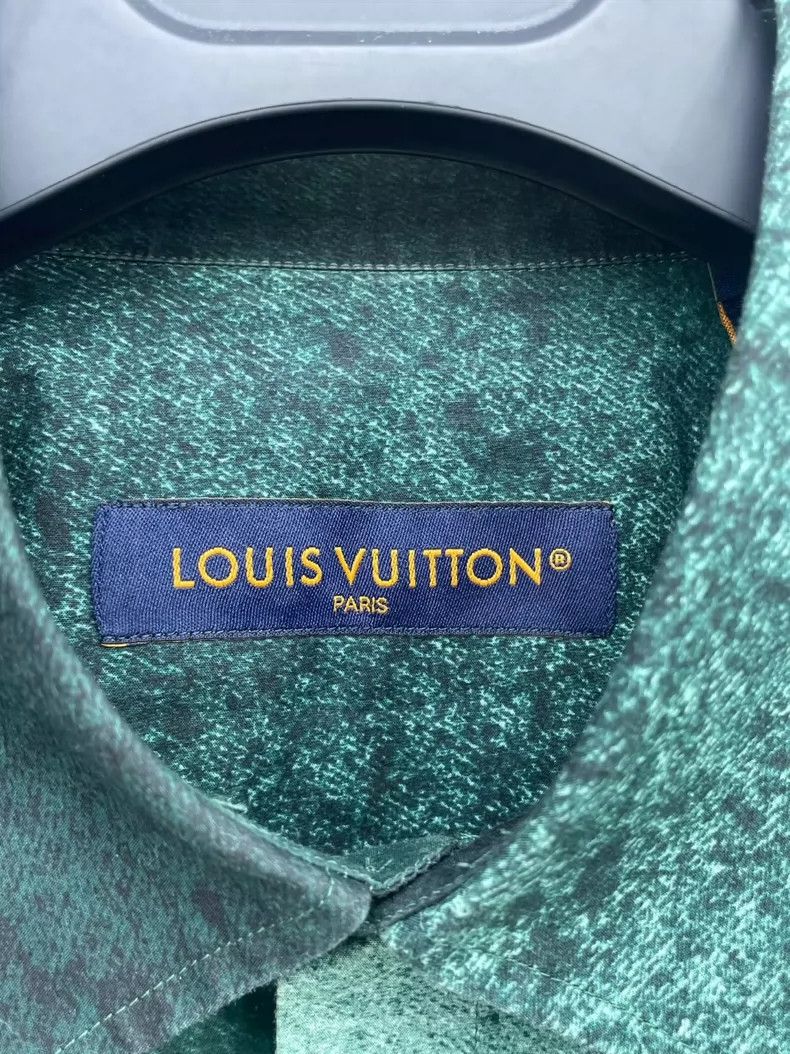 Louis Vuitton LV Green Tie-Dye Gradient Long-Sleeve Shirt - dmc Size M / US 6-8 / IT 42-44 - 6 Thumbnail