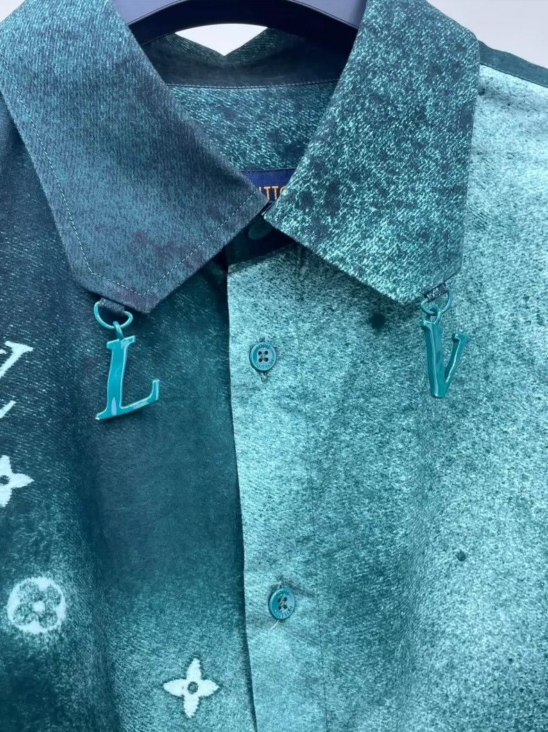 Louis Vuitton LV Green Tie-Dye Gradient Long-Sleeve Shirt - dmc Size M / US 6-8 / IT 42-44 - 3 Thumbnail